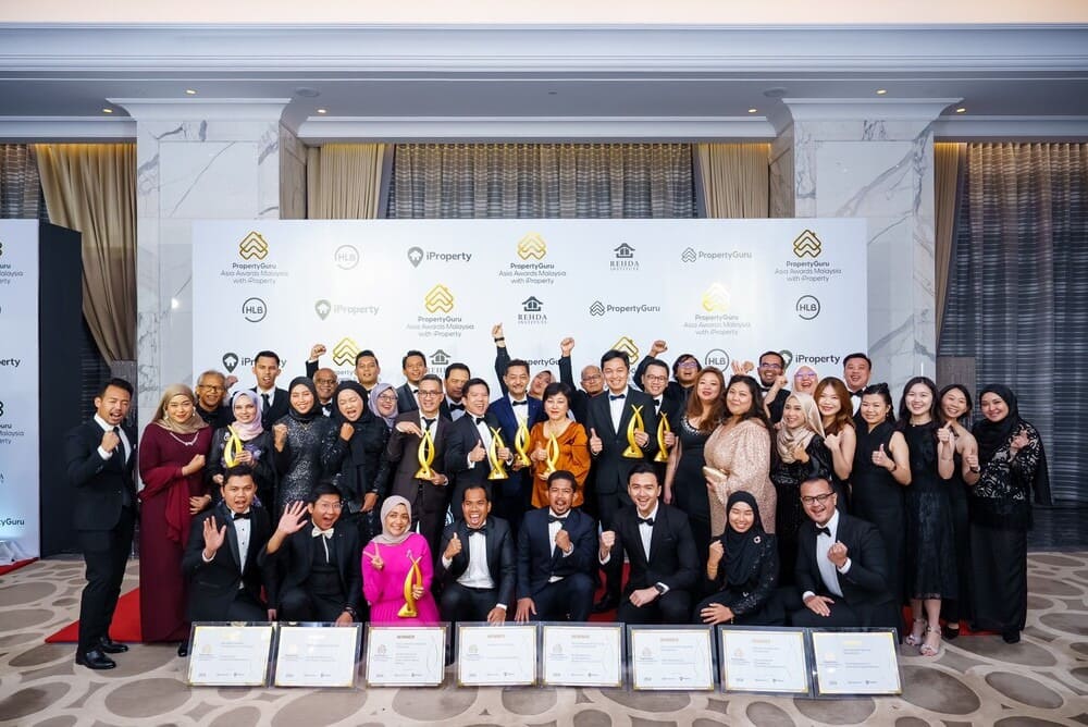 Monitoring and tracking performance of award ceremonies for future events